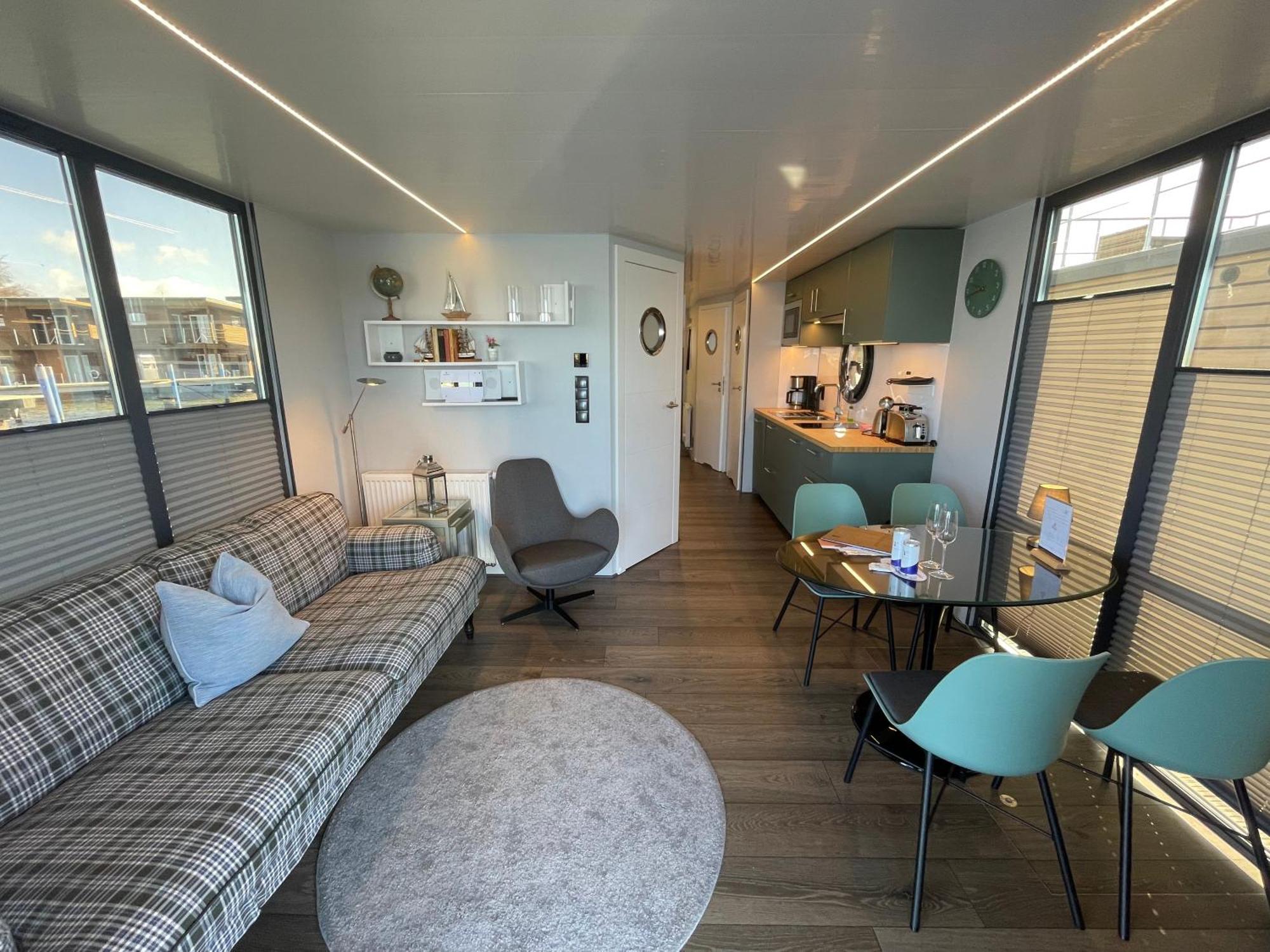 Hausboot Fjord Baltica Mit Dachterrasse In Barth 호텔 외부 사진
